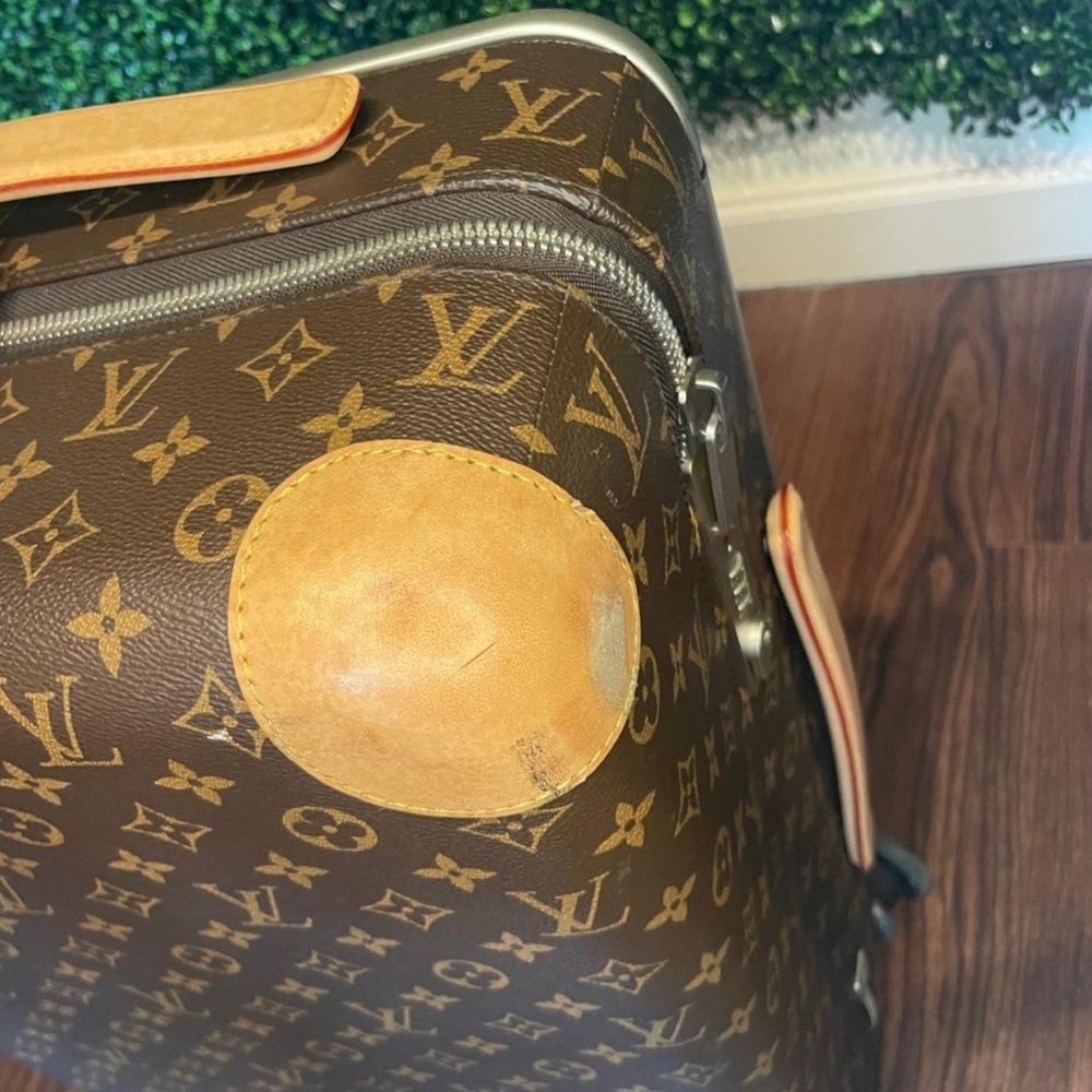 Louis Vuitton Horizon 55 Carry On Luggage - Picture 7 of 10